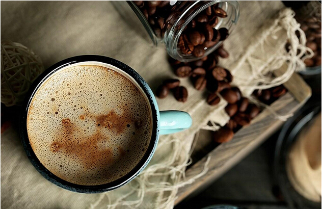 未被塑造起消費(fèi)者認(rèn)知的“現(xiàn)磨咖啡”出路在何方？|餐飲界