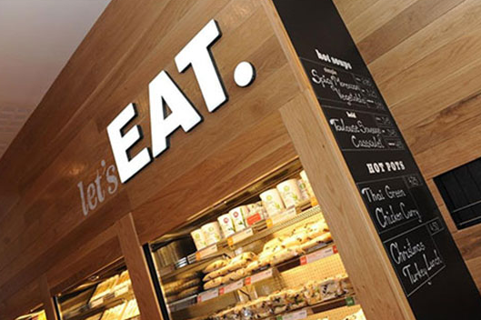 20000億餐飲市場逆勢(shì)回暖，能否誕生下一個(gè)“巨無霸”？|餐飲界