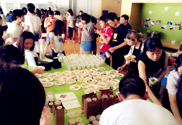 民間手工小吃也有爆品思維？坊鮮融資100萬后的實(shí)踐啟發(fā)|餐飲界