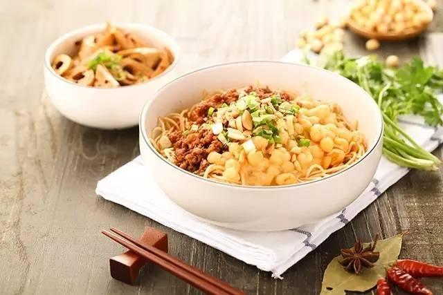 遇見小面再獲2500萬注資，一碗小面2年四次融資秘密何在？|餐飲界