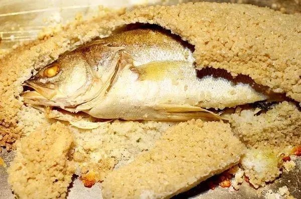 網(wǎng)紅餐廳如何破除 “紅得快，死得早”的魔咒？| 餐見