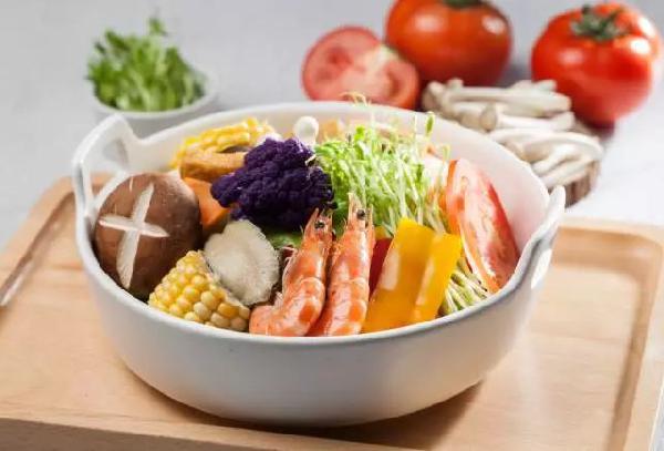 從20㎡街邊店起家，為什么這碗麻辣燙獲融資千萬(wàn)？|餐飲界