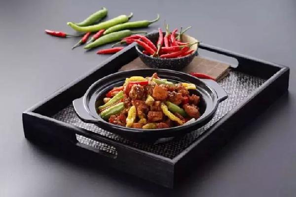 又到吃雞節(jié)，跟漢堡王、肯德基、麥當(dāng)勞學(xué)感恩節(jié)的營(yíng)銷套路|餐飲界