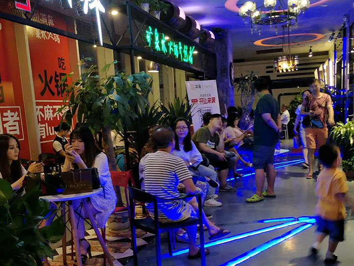 面對(duì)眾多火鍋品牌，火鍋加盟商如何確定哪個(gè)才是正確的選擇