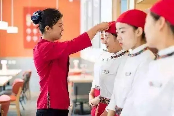 餐飲店長帶隊(duì)伍9步走，員工個個都干勁兒十足！|餐飲界