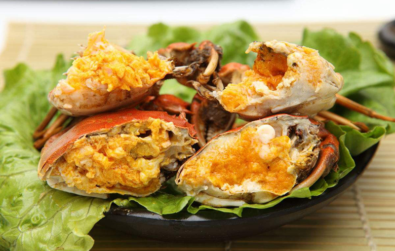 陽澄湖大閘蟹利益鏈：一年3億元賣出300億，不只造假問題|餐飲界