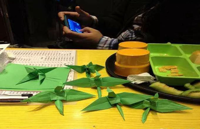 培養(yǎng)忠實(shí)顧客，等位也是絕佳時(shí)機(jī)！|餐飲界