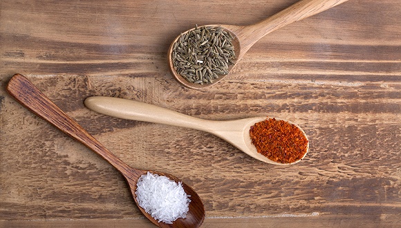 味精在中國的調(diào)味品界是如何失寵的？|餐飲界