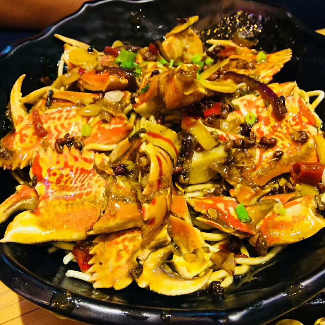 餐飲大事件232期 |叮咚買菜3.3億美元D+輪融資、上海破獲7億元奶茶加盟詐騙案、5名大學(xué)生利用肯德基系統(tǒng)漏洞詐騙20余萬(wàn)|餐飲界