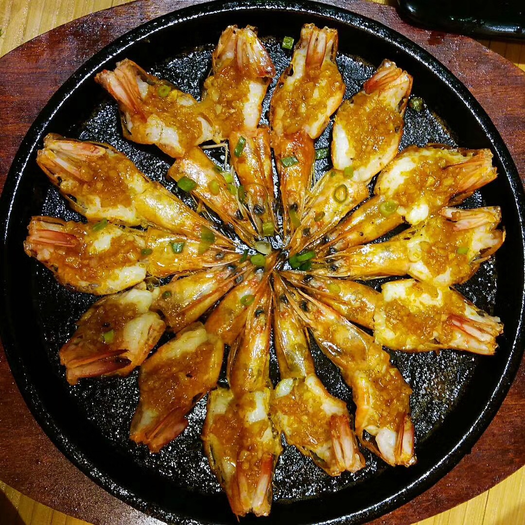 餐飲大事件219期|星巴克中國試水15元早餐、茶顏悅色將在深圳開快閃店、店員因癡迷網(wǎng)絡(luò)賭博，竟綁架老板娘索要300萬|餐飲界