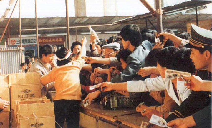 一火就是70年，四特酒穩(wěn)坐江西白酒龍頭地位|餐飲界