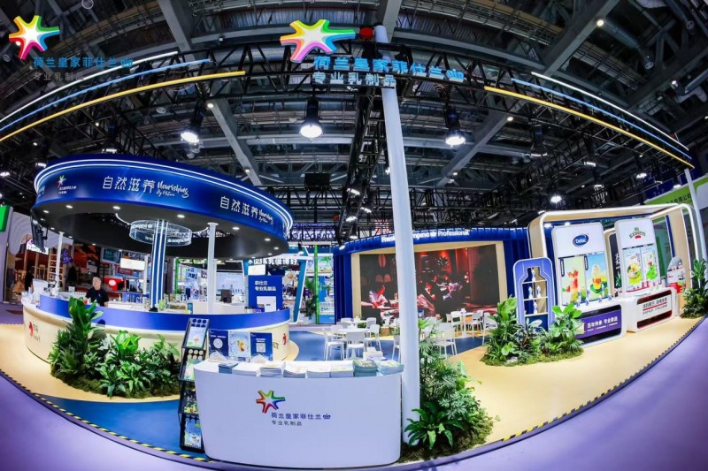 “自然滋養(yǎng)，煥新靈感”——菲仕蘭專(zhuān)業(yè)乳制品亮相HOTELEX 2025|餐飲界